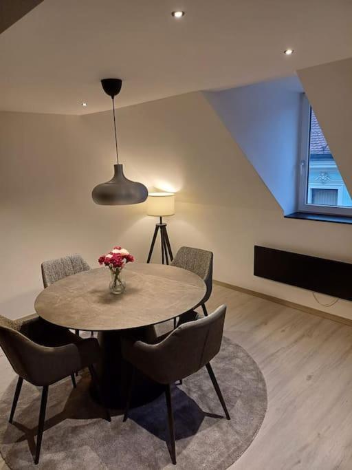 Apartman Ena Radiceva Zagreb Exterior photo