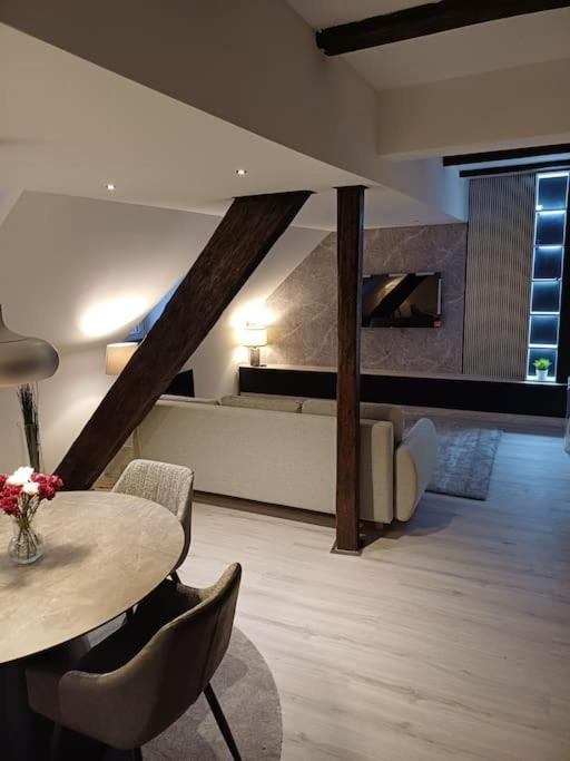 Apartman Ena Radiceva Zagreb Exterior photo